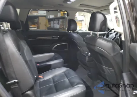 2021 Kia Telluride Ex z USA, uszkodzony, nr VIN 5XYP3DHC2MG099187